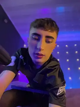 SebastianHilton online show from 04.27.26