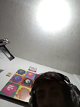 Snapshot of githot chatting on 09.26.25 githot online show from 09.26.25