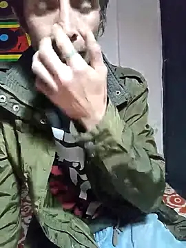 Snapshot of githot chatting on 11.10.25 githot online show from 11.10.25