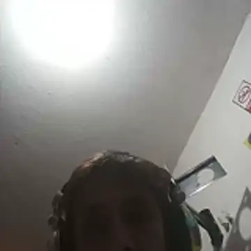 Snapshot of githot chatting on 12.01.25 githot online show from 12.01.25