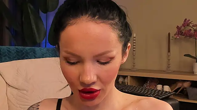 Snapshot of RussianBonita chatting on 06.06.26 RussianBonita online show from 06.06.26