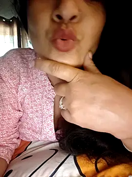 Snapshot of CUTE-PX chatting on 10.03.25 CUTE-PX online show from 10.03.25