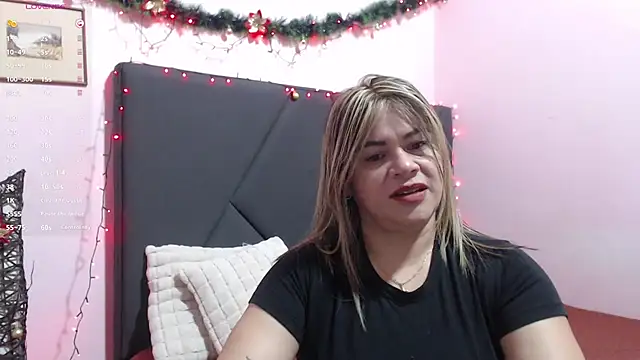 pamela echeverria online show from 12.03.25