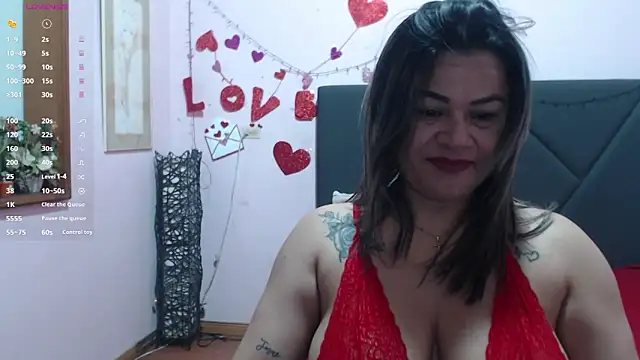 pamela echeverria online show from 04.23.26