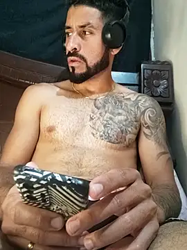 Alexsexygamer online show from 10.27.25