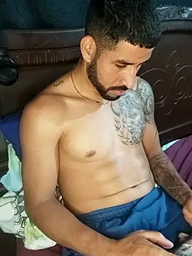 Snapshot of Alexsexygamer chatting on 01.08.26 Alexsexygamer online show from 01.08.26