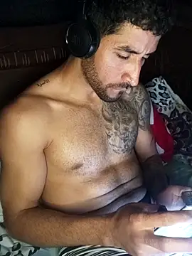 Snapshot of Alexsexygamer chatting on 02.13.26 Alexsexygamer online show from 02.13.26