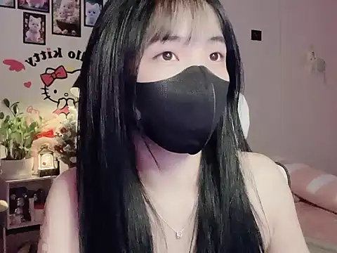 keelinnn19 online show from 12.14.25