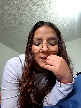 Snapshot of angeles_azul chatting on 07.16.26 angeles azul online show from 07.16.26