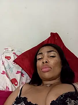 SEXYMOANSXX online show from 04.28.26