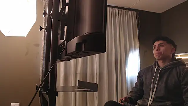 PaulEvens online show from 10.21.25