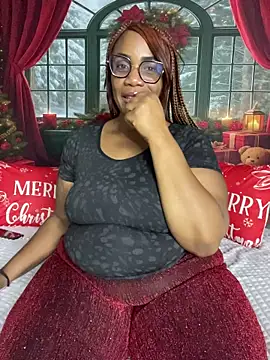 Snapshot of aranzzalatin chatting on 12.18.25 aranzzalatin online show from 12.18.25