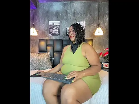 Snapshot of aranzzalatin chatting on 03.01.26 aranzzalatin online show from 03.01.26