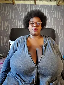 BoobsQueen46K online show from 06.11.26