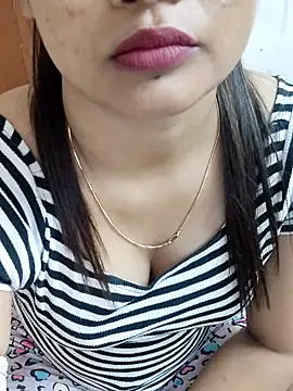 Snapshot of DPK25 chatting on 11.07.25 DPK25 online show from 11.07.25