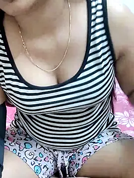 Snapshot of DPK25 chatting on 11.12.25 DPK25 online show from 11.12.25