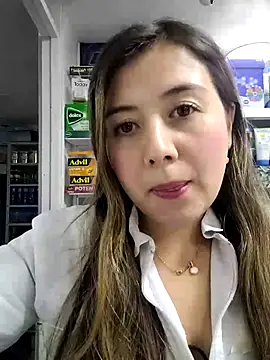 Sophie del Castillo online show from 11.13.25