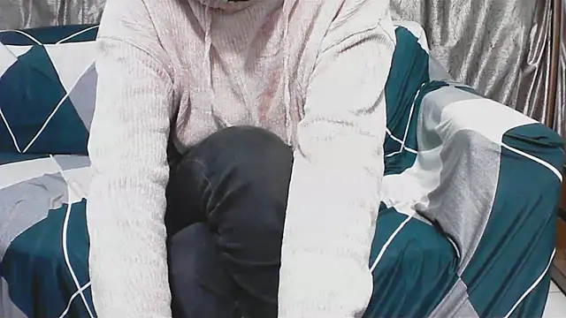 horny  couple  online show from 01.06.26