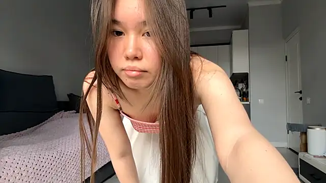 Snapshot of Wow_Akemi chatting on 09.23.25 Wow Akemi online show from 09.23.25