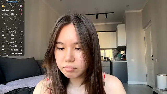 Snapshot of Wow_Akemi chatting on 09.24.25 Wow Akemi online show from 09.24.25