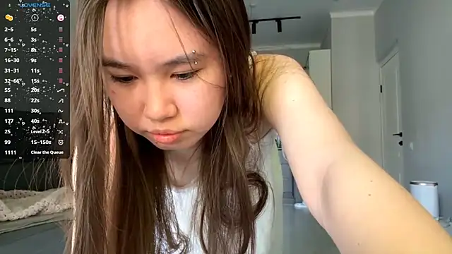 Snapshot of Wow_Akemi chatting on 09.27.25 Wow Akemi online show from 09.27.25