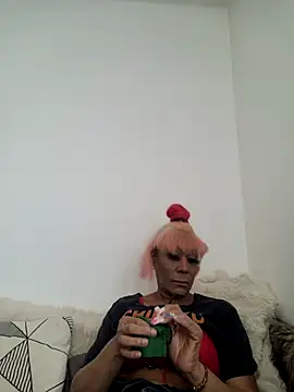 iamlalamilano online show from 04.29.26