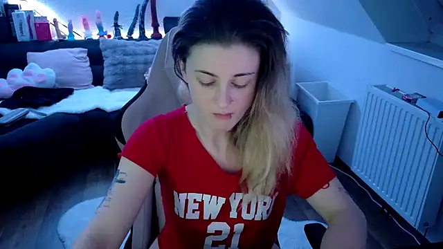 Melly4You online show from 07.14.26