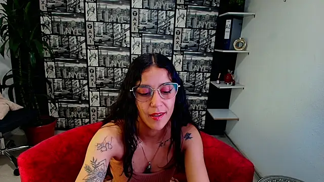 DanielaMonroe online show from 04.20.26