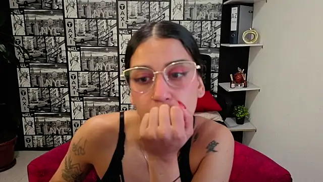 DanielaMonroe online show from 05.25.26