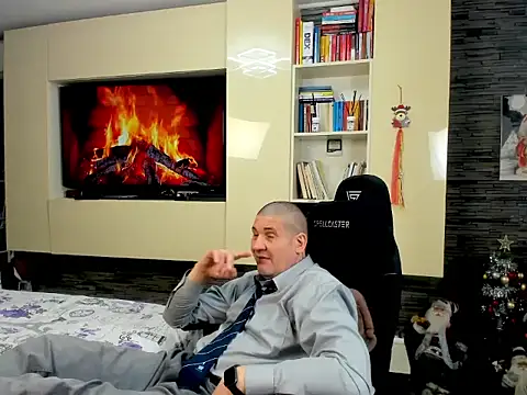 SpartacusDaddy48 online show from 02.18.26