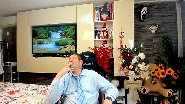 SpartacusDaddy48 online show from 04.25.26