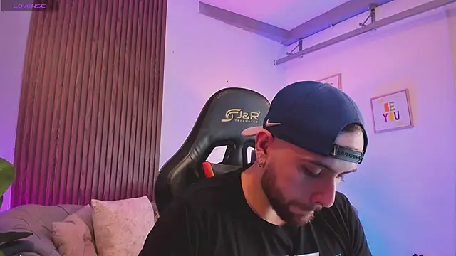 Maximo Wolff online show from 01.31.26