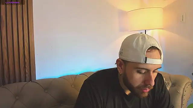 Maximo Wolff online show from 02.23.26