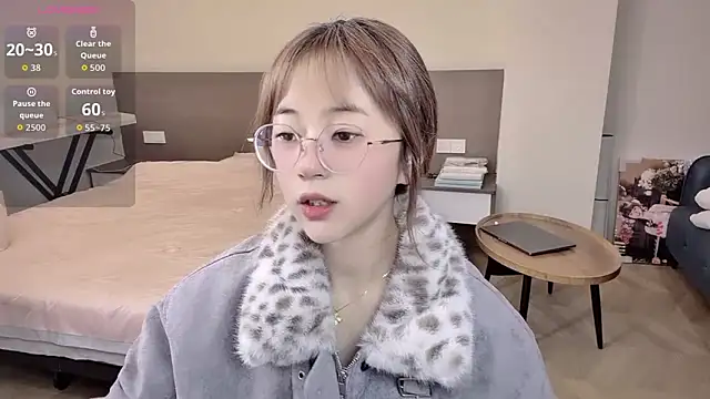 Snapshot of nini_a chatting on 12.02.25 nini a online show from 12.02.25