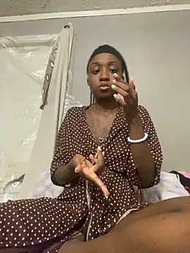 Snapshot of HennessyBaby21 chatting on 03.13.26 HennessyBaby21 online show from 03.13.26