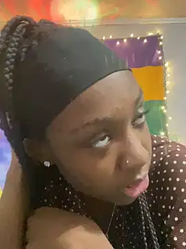 Snapshot of HennessyBaby21 chatting on 03.24.26 HennessyBaby21 online show from 03.24.26