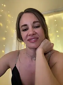 LucieMack online show from 06.15.26