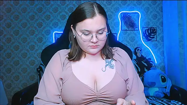 InLoveWithLife26 online show from 10.05.25