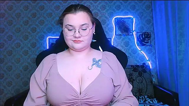 InLoveWithLife26 online show from 02.07.26