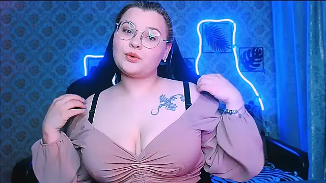 InLoveWithLife26 online show from 04.29.26
