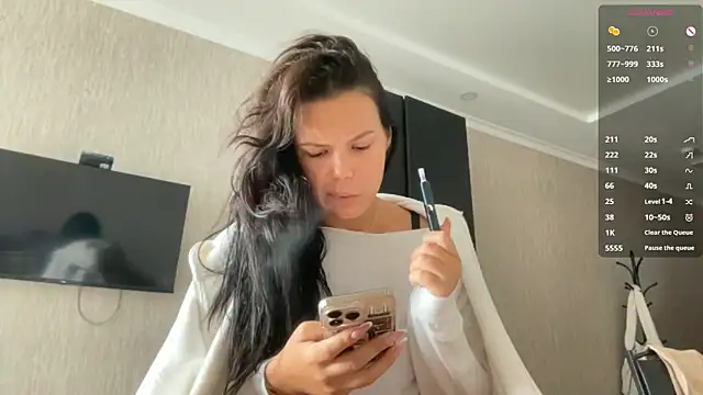 MaydaCornwall online show from 09.17.25