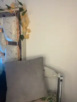 Sara Sophia420 online show from 04.25.26
