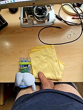 flirt 23 online show from 12.04.25