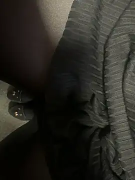 HiddenHoneyLDN online show from 10.31.25