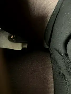 HiddenHoneyLDN online show from 01.16.26