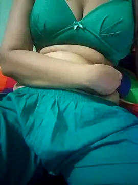 Snapshot of Maria_Mahi chatting on 09.18.25 Maria Mahi online show from 09.18.25