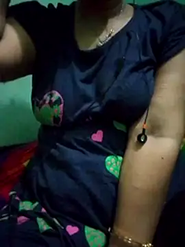 Snapshot of Maria_Mahi chatting on 11.06.25 Maria Mahi online show from 11.06.25