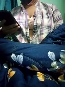 Snapshot of Maria_Mahi chatting on 01.07.26 Maria Mahi online show from 01.07.26