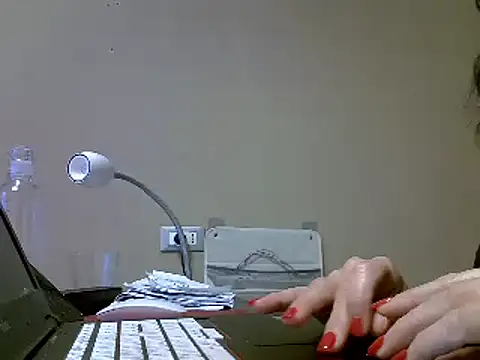 Snapshot of ITALIANASISIXX chatting on 01.28.25 ITALIANASISIXX online show from 01.28.25