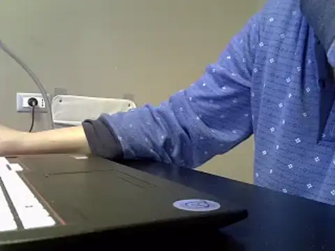 Snapshot of ITALIANASISIXX chatting on 02.04.25 ITALIANASISIXX online show from 02.04.25